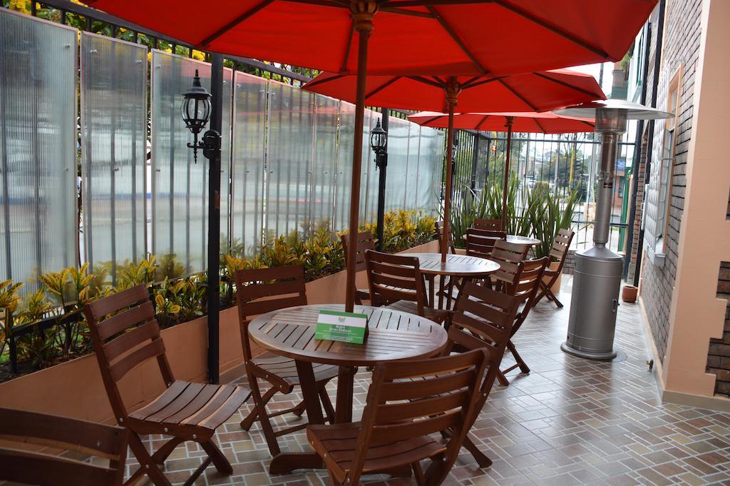 Hotel Eco Boutique Torre II Bogota Bagian luar foto